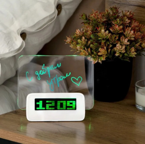 Часы с панелью для записей