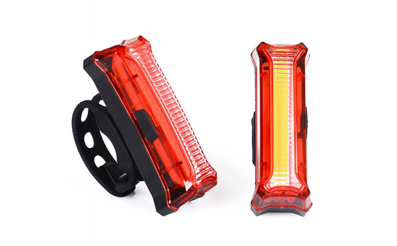 Фонарь велосипедный с подзарядкой от USB Фонарь велосипедный с подзарядкой от USB