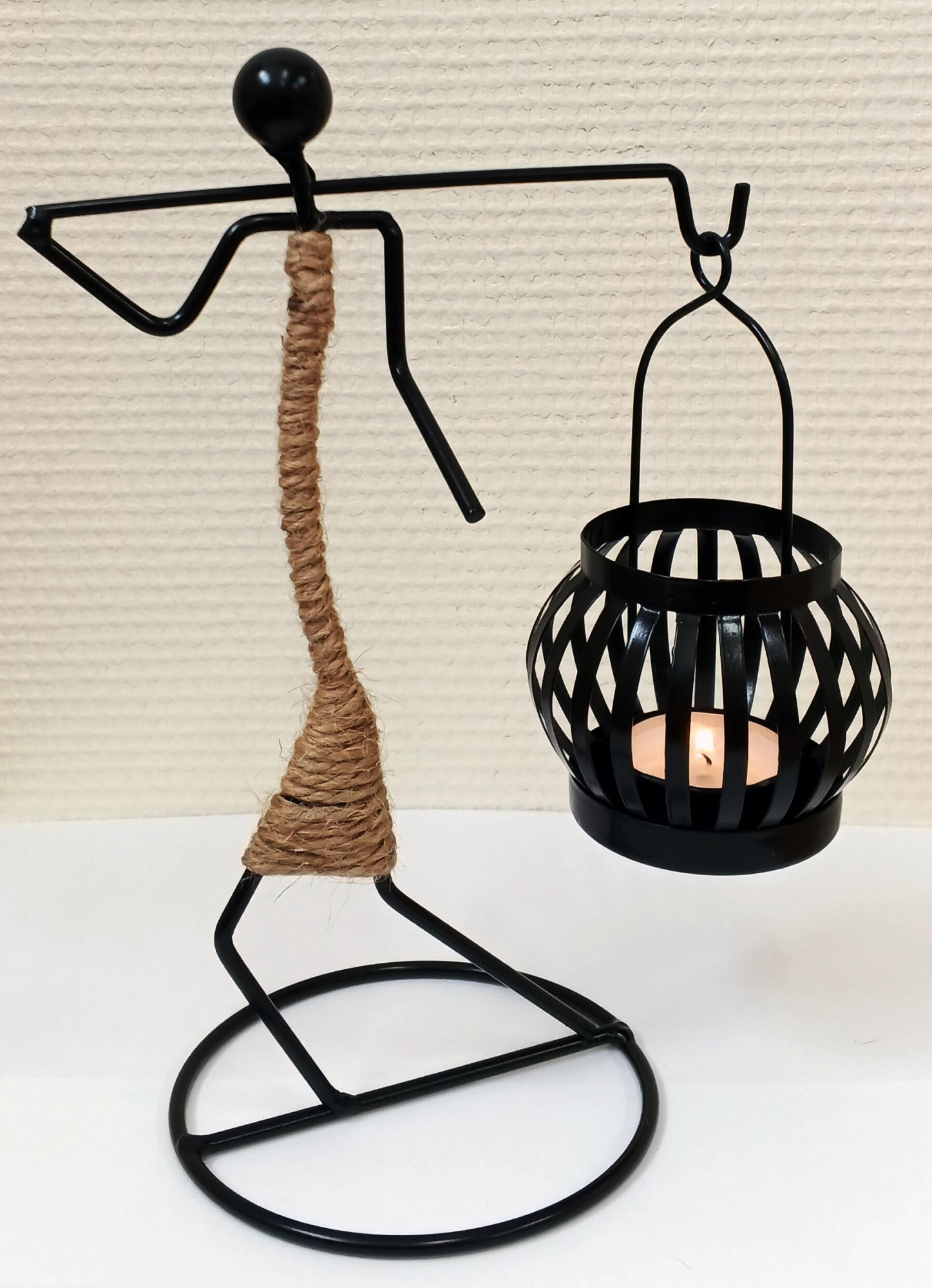 Подсвечник "Девушка-туземка"